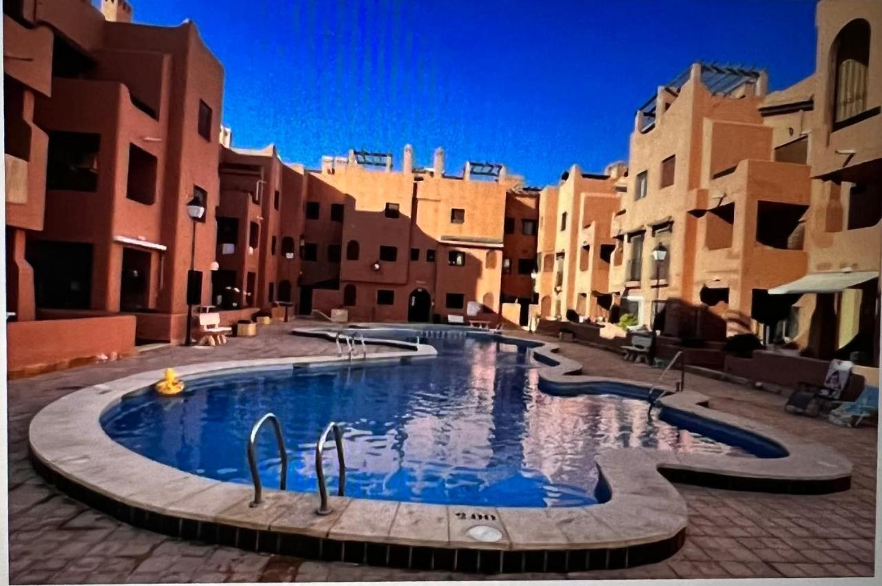 Three Bedroom Apartment With Pool In Torrevieja Exterior photo