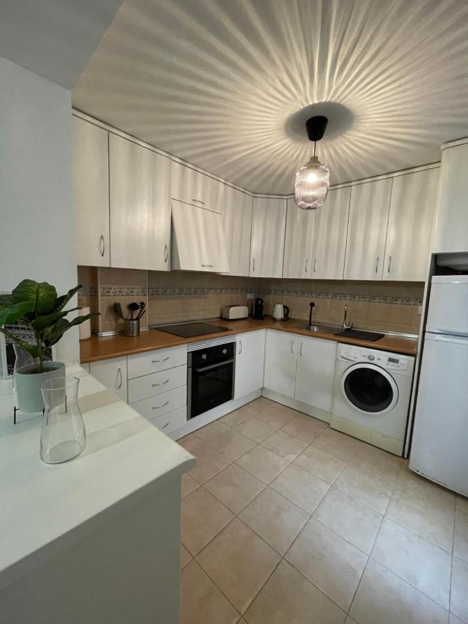 Three Bedroom Apartment With Pool In Torrevieja Exterior photo
