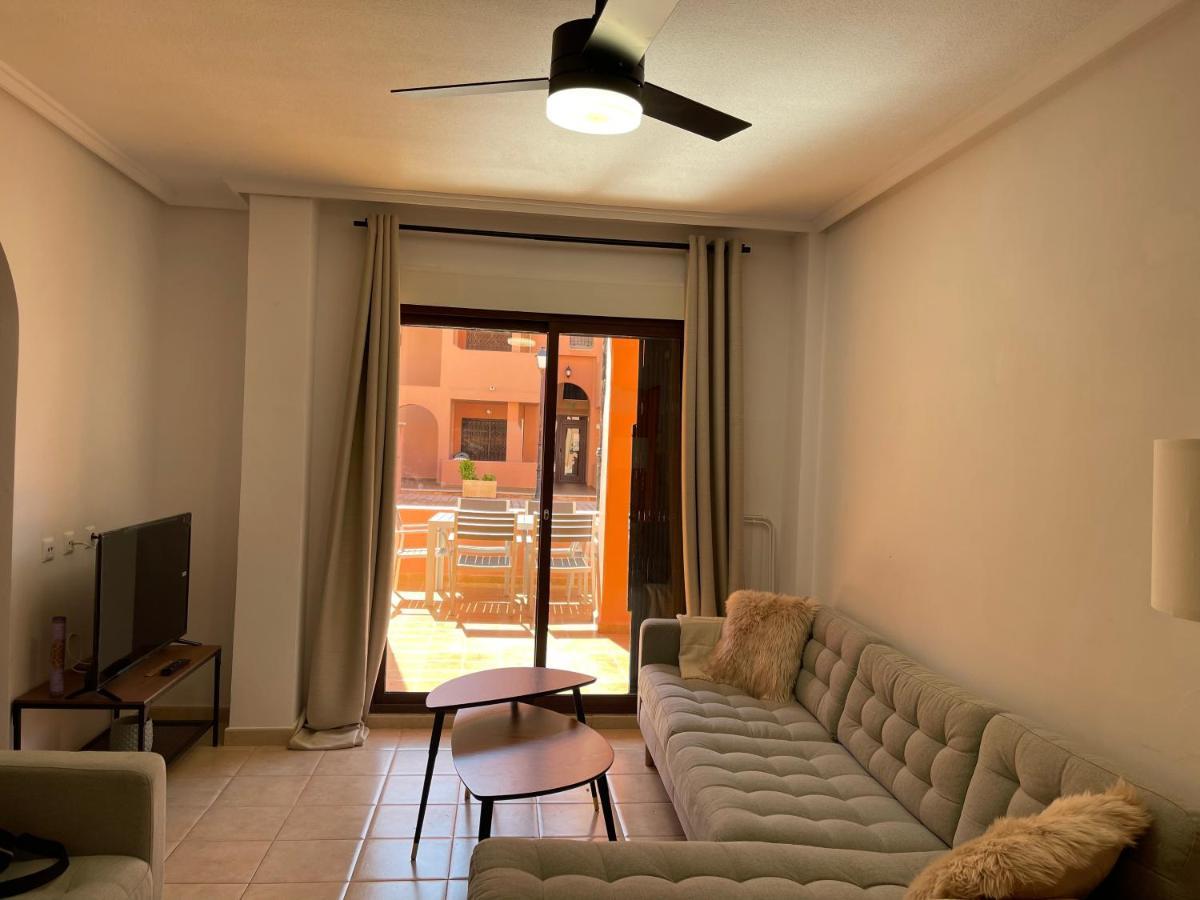 Three Bedroom Apartment With Pool In Torrevieja Exterior photo