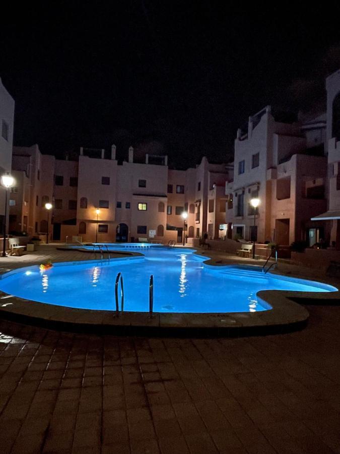 Three Bedroom Apartment With Pool In Torrevieja Exterior photo