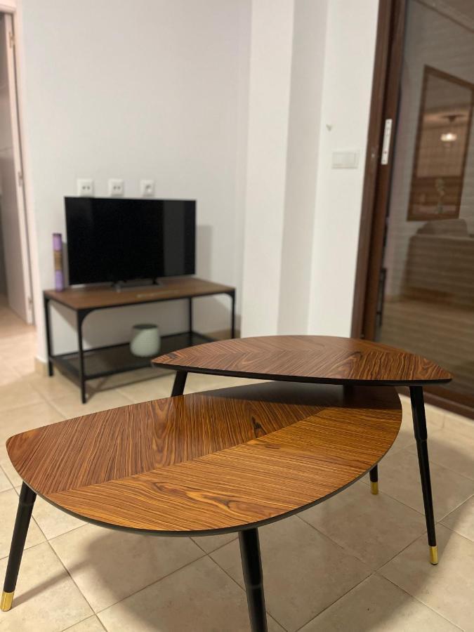 Three Bedroom Apartment With Pool In Torrevieja Exterior photo