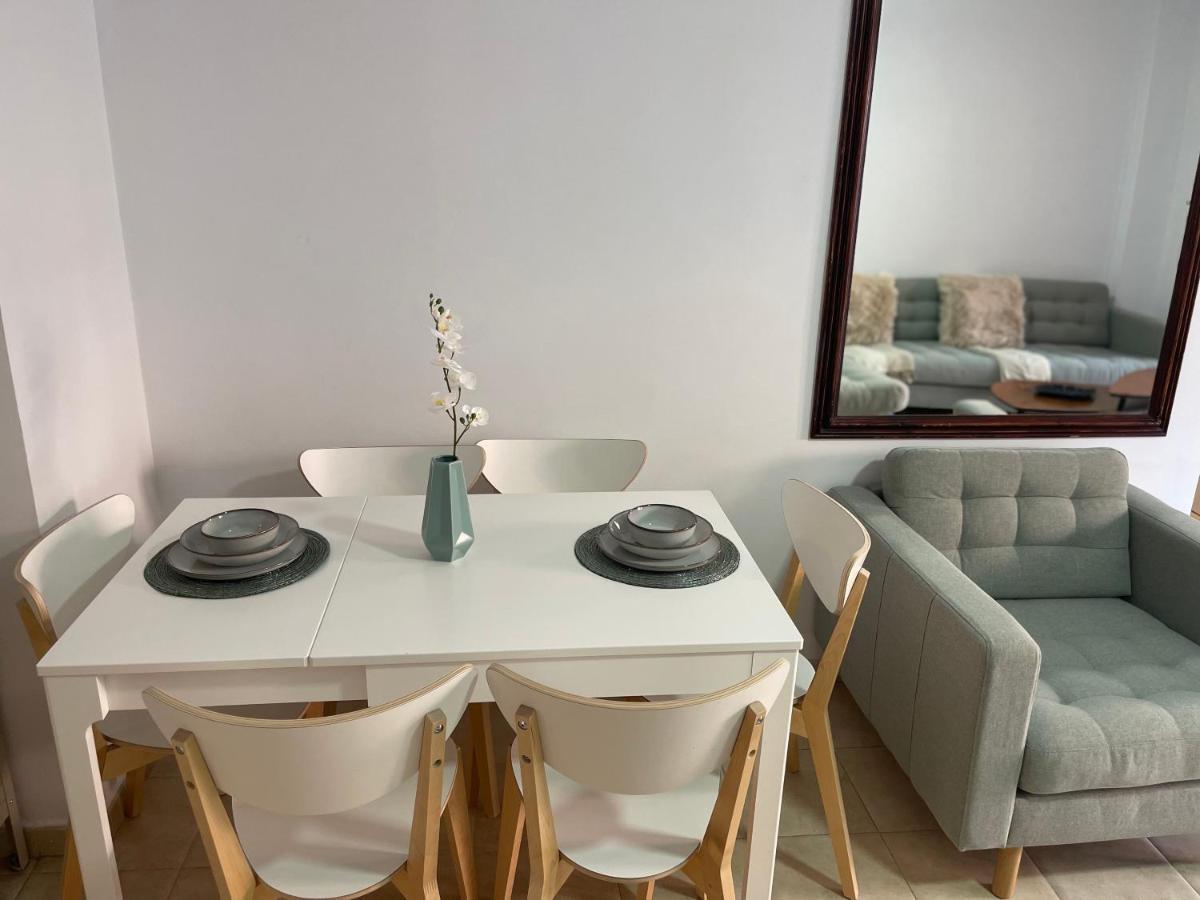 Three Bedroom Apartment With Pool In Torrevieja Exterior photo